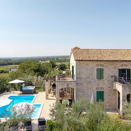 Casa Di Jure Барат