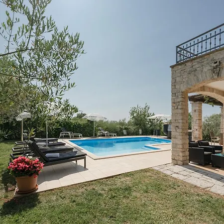 Casa Di Jure * Барат