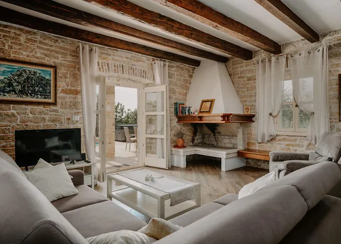 Villa Ruk *