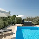 Villa Ruk