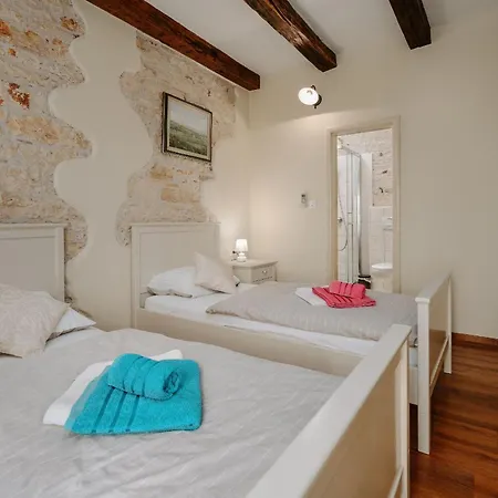 Casa Di Jure * Barat (Porec)